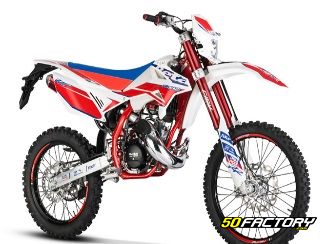 https://www.50factory.com//img/cms/images%2050cc%20filigrane/0109/Beta-RR-50--Euro4-enduro.jpg