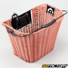 Front bicycle basket with universal brown attachment