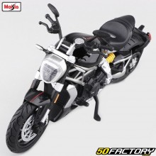 Motocicletta in miniatura XNUMX/XNUMX Ducati X Diavel S Maisto